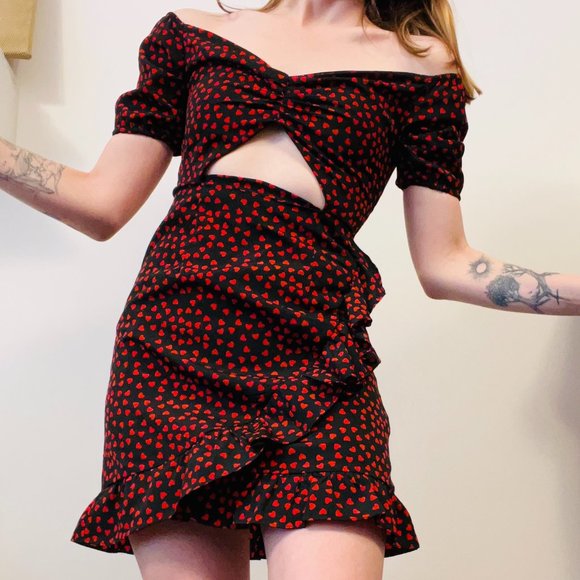 PRETTY LITTLE THING - navy cutout heart dress - (Size 4, but fits like a 0-2) - Picture 1 of 9
